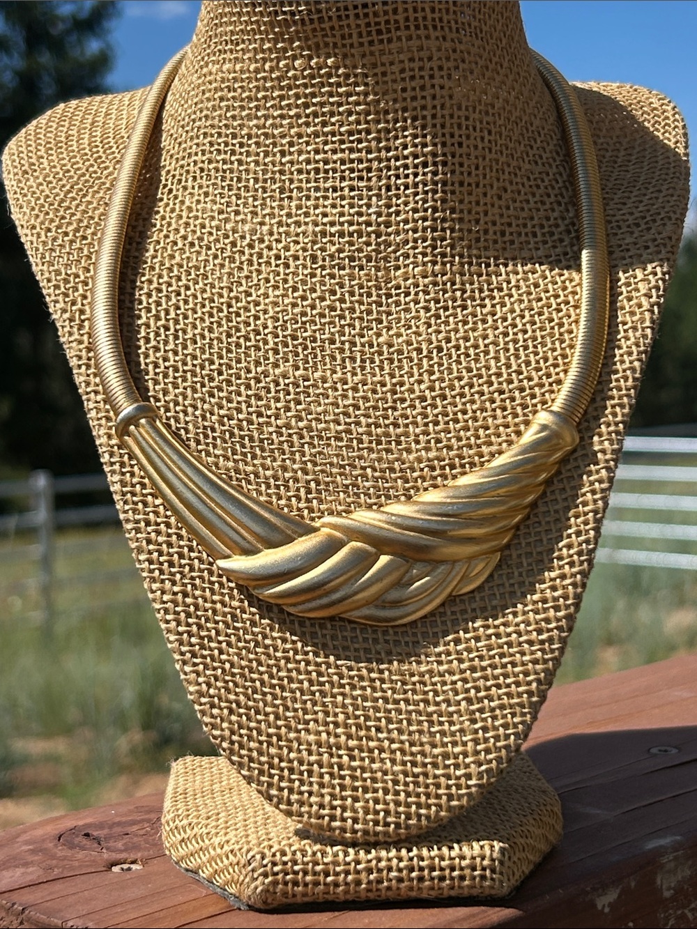 Vintage Don-Lin Signed Statement Choker gold tone 19”L